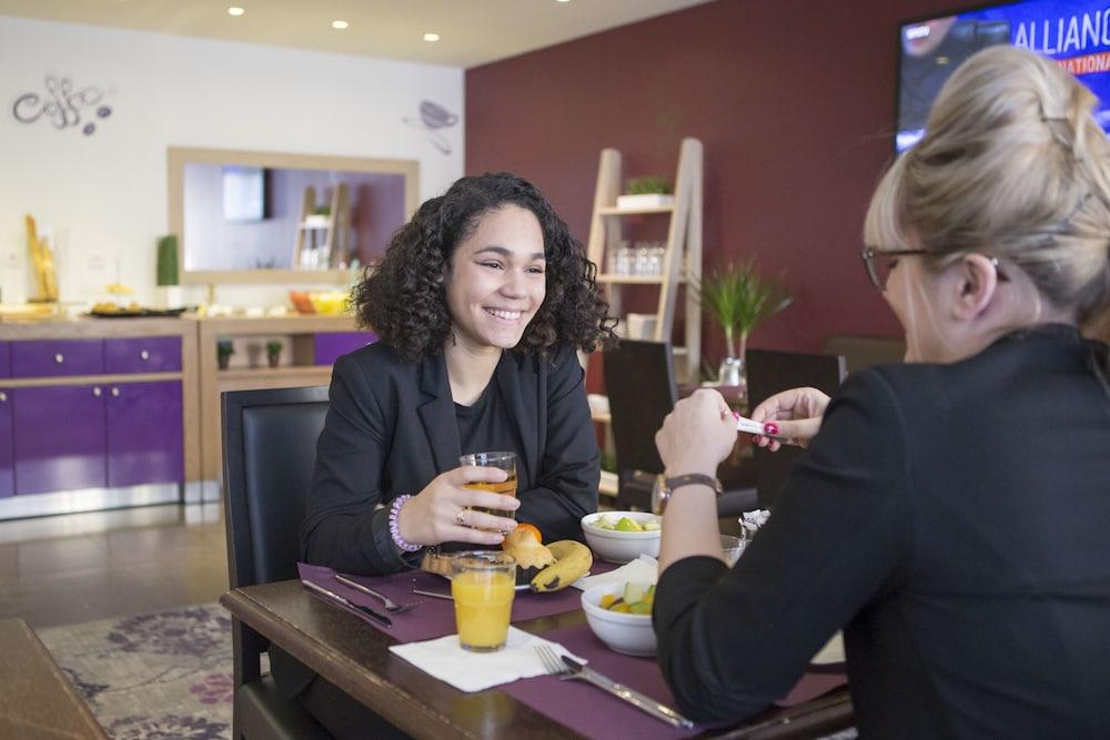 Hotel Mercure Rennes Cesson Eksteriør bilde