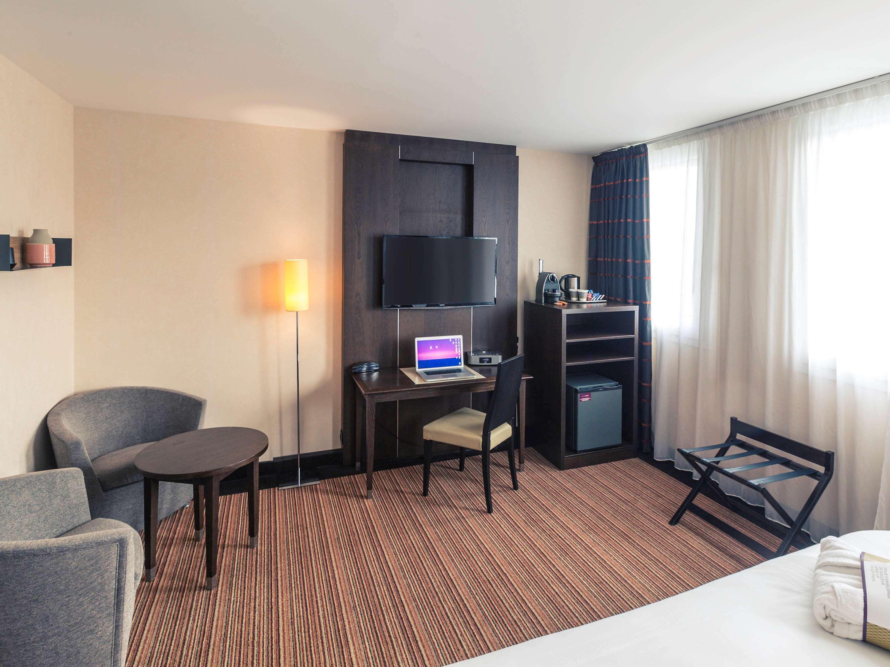 Hotel Mercure Rennes Cesson Eksteriør bilde